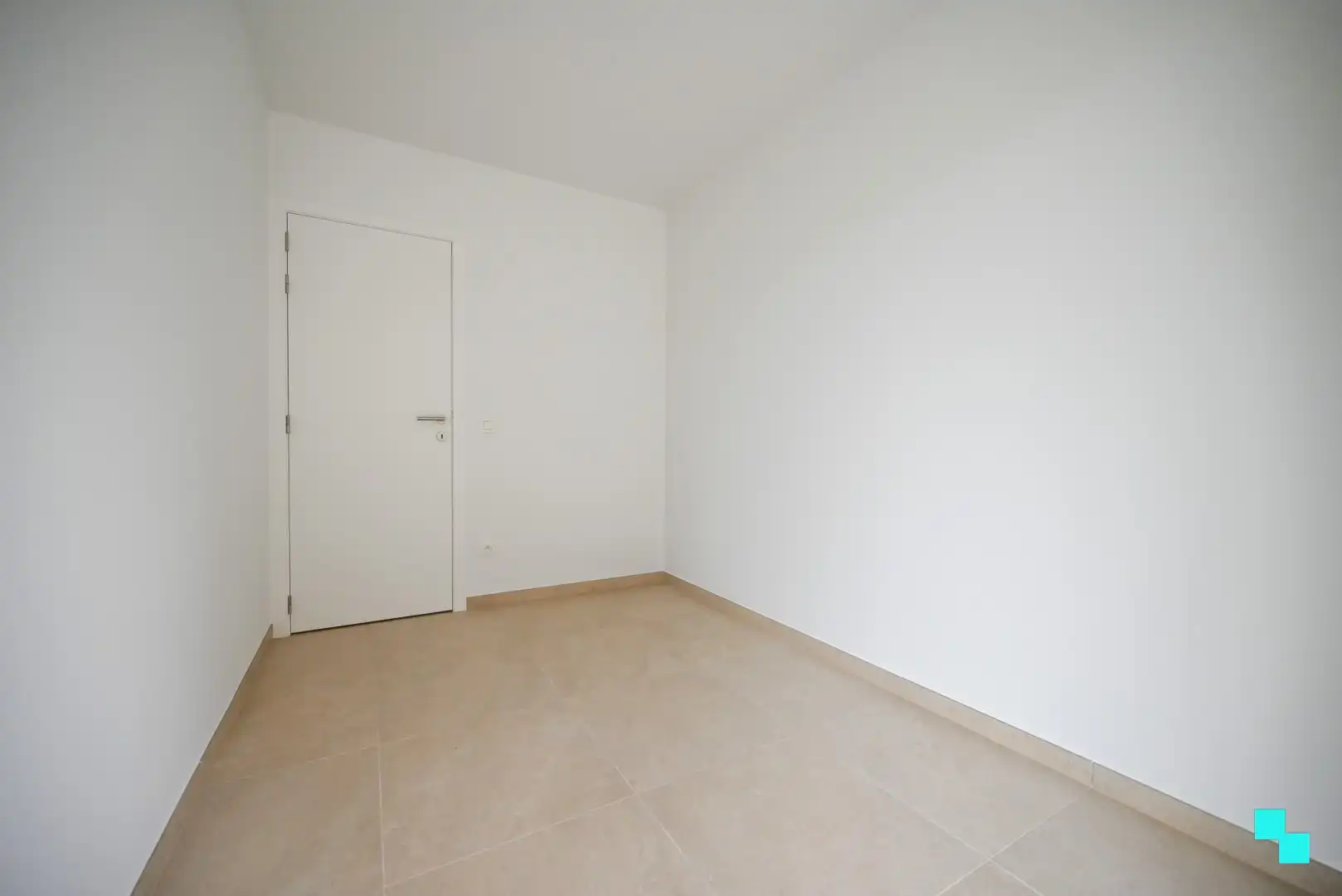 Energiezuinig tweeslaapkamer appartement met tuin te Izegem foto 17