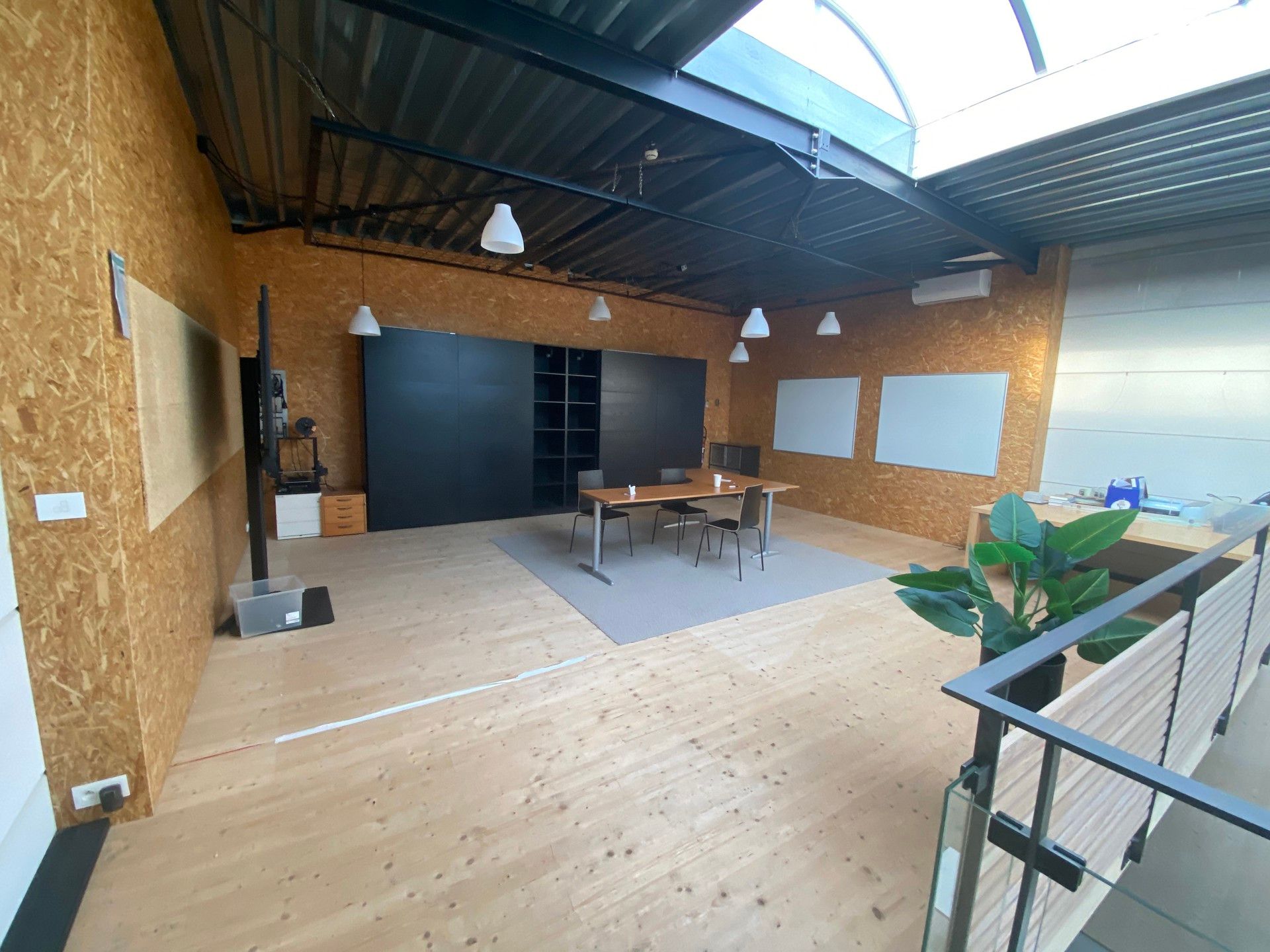 Te huur: Showroom/atelier van ca. 190 m² in Sint-Niklaas foto 12