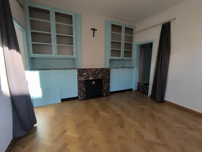 Ruime alleenstaande woning foto 8