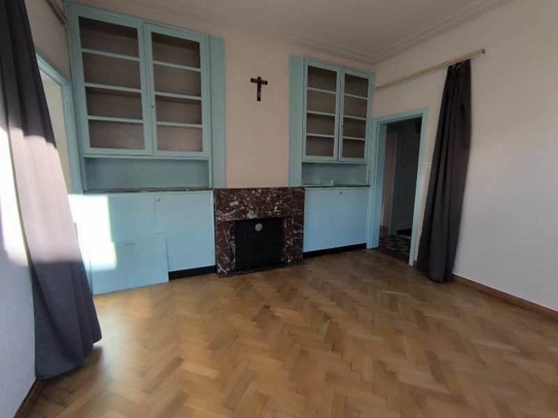 Ruime alleenstaande woning foto 8