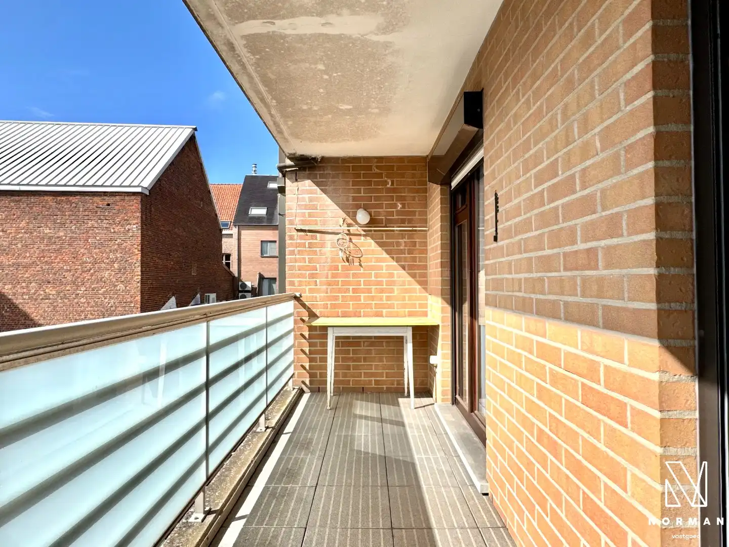 Lichtrijk en energiezuinig appartement met 2 slaapkamers, terras en garage te koop in centrum Kuurne! foto 20
