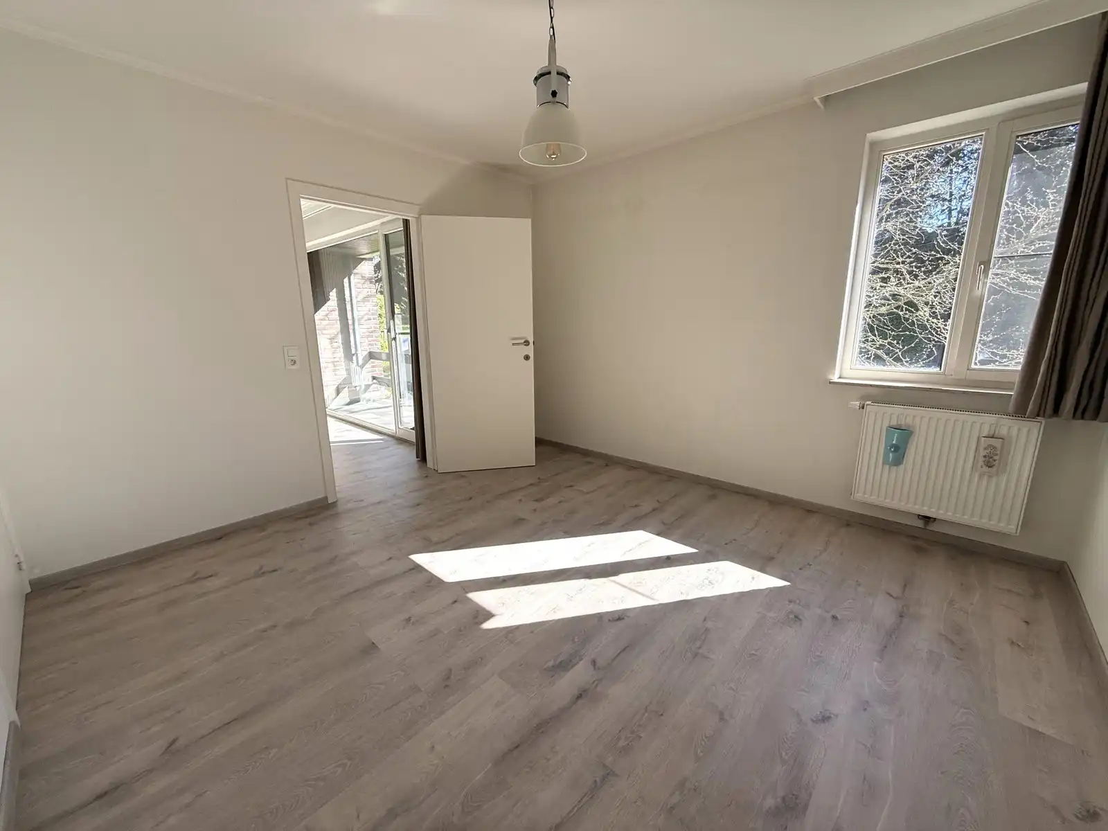 Gerenoveerde serviceflat in een rustige en groene omgeving foto 5
