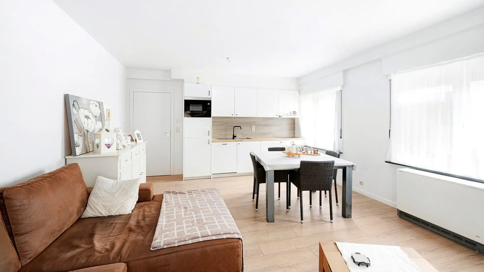 Verzorgd appartement op een centrale locatie te Heist foto 3