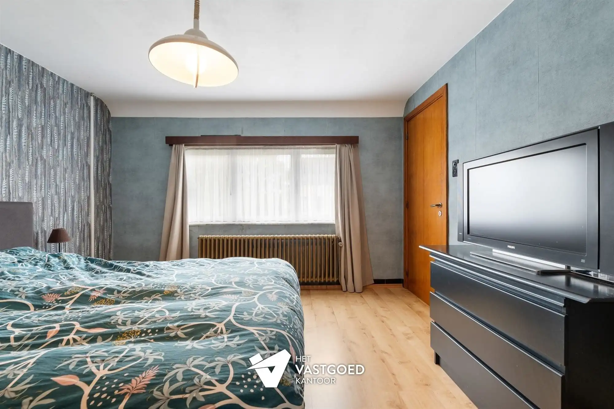 INSTAPKLARE, CENTRAAL GELEGEN WONING OP RUIM PERCEEL MET ZWEMBAD foto 12