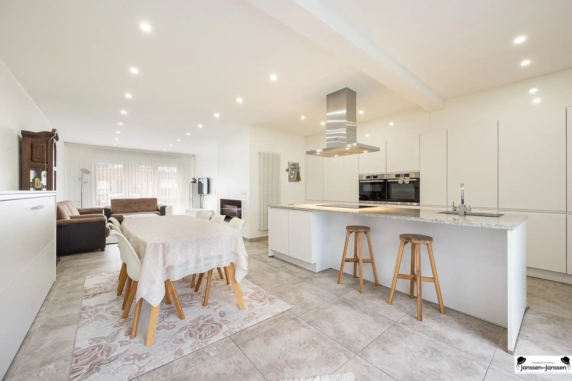 Energiezuinige woning op een top locatie in Merksem! foto 8