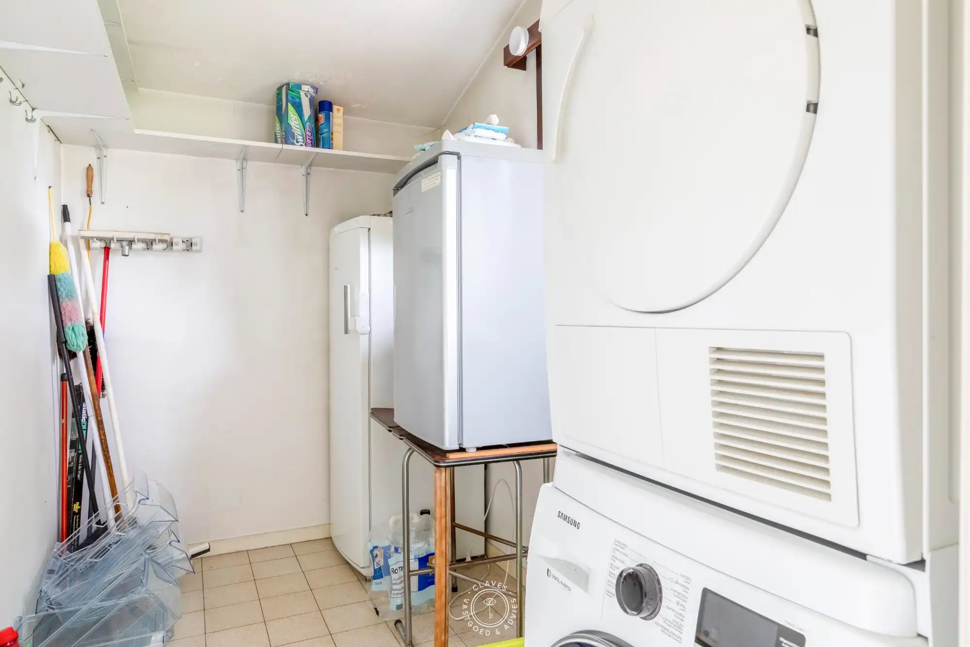 Uniek landhuis met charme en meer dan 10.000 m² eigen grond foto 17