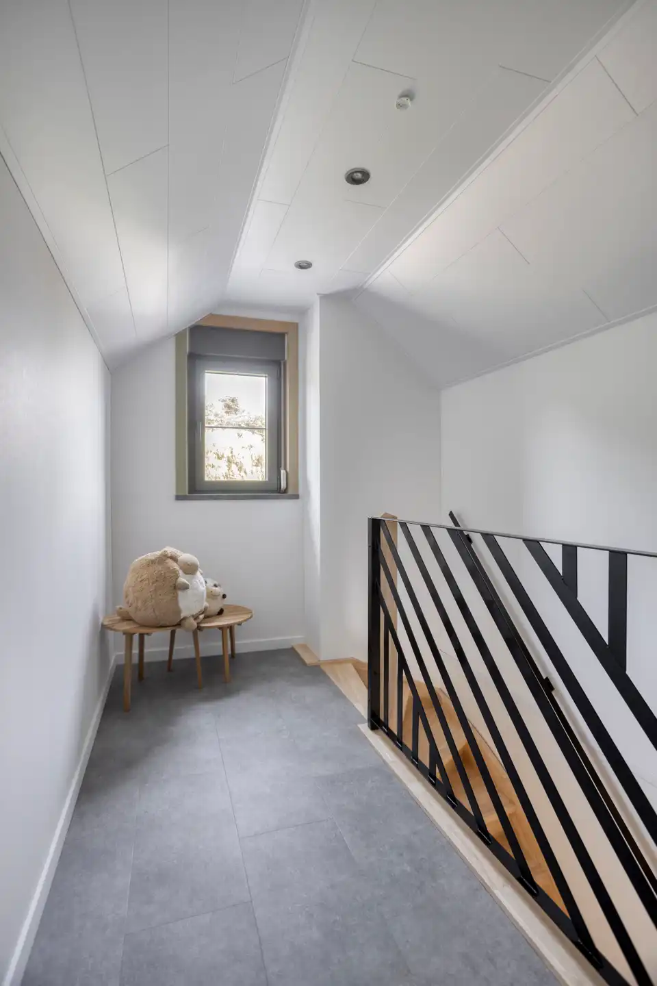 Lichtrijke vrijstaande woning op ruim perceel foto 15
