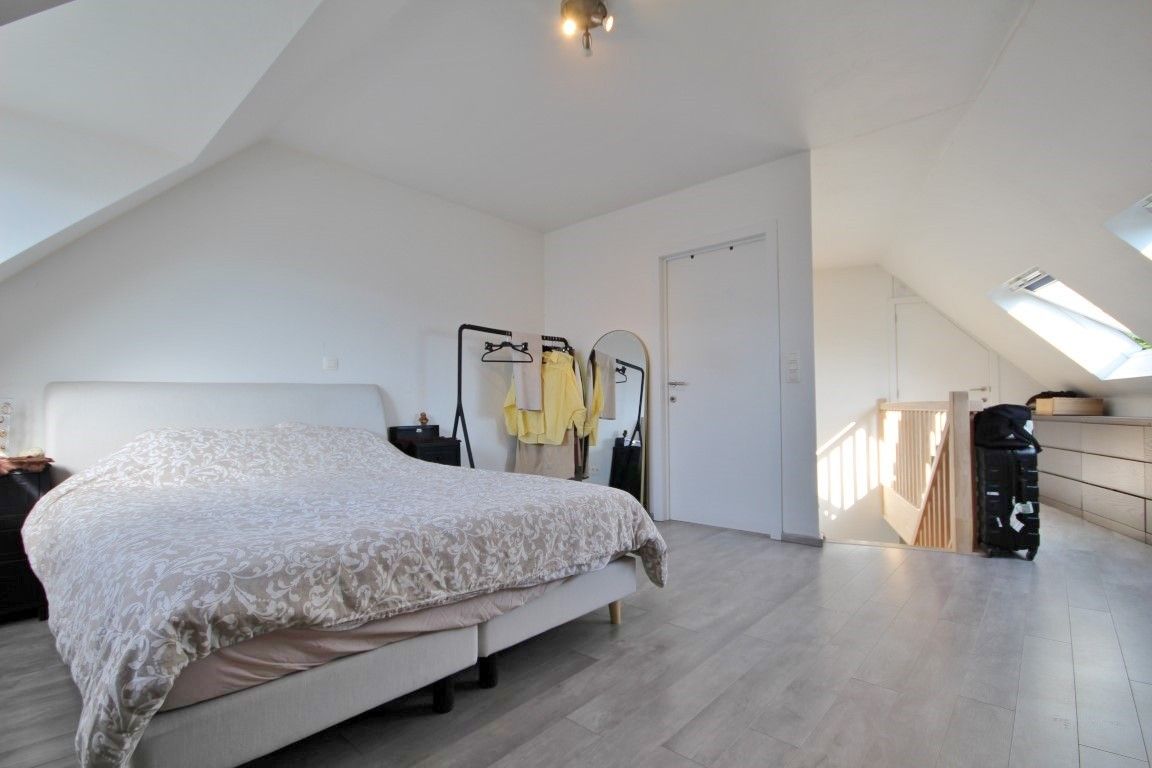 Duplexappartement op een zeer gunstige ligging midden in het centrum foto 4