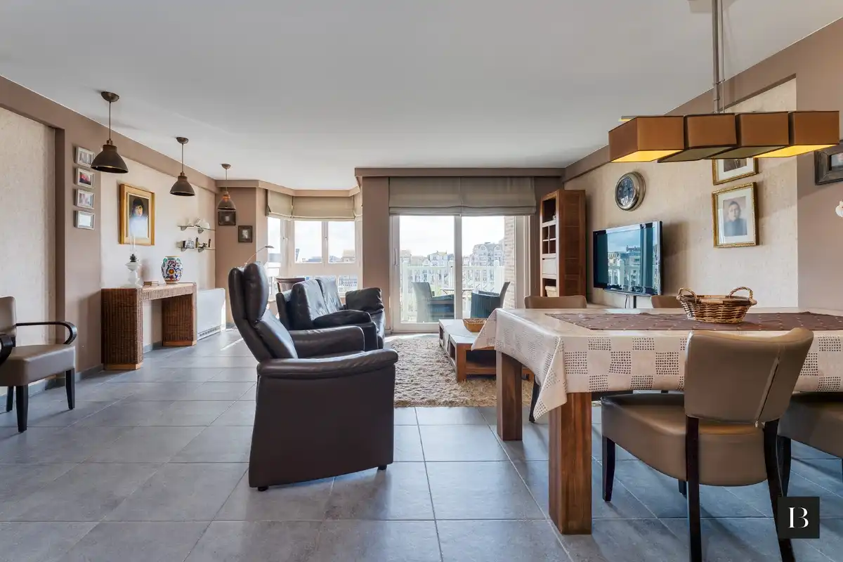 Instapklaar appartement met groot zonneterras aan de haven foto 3