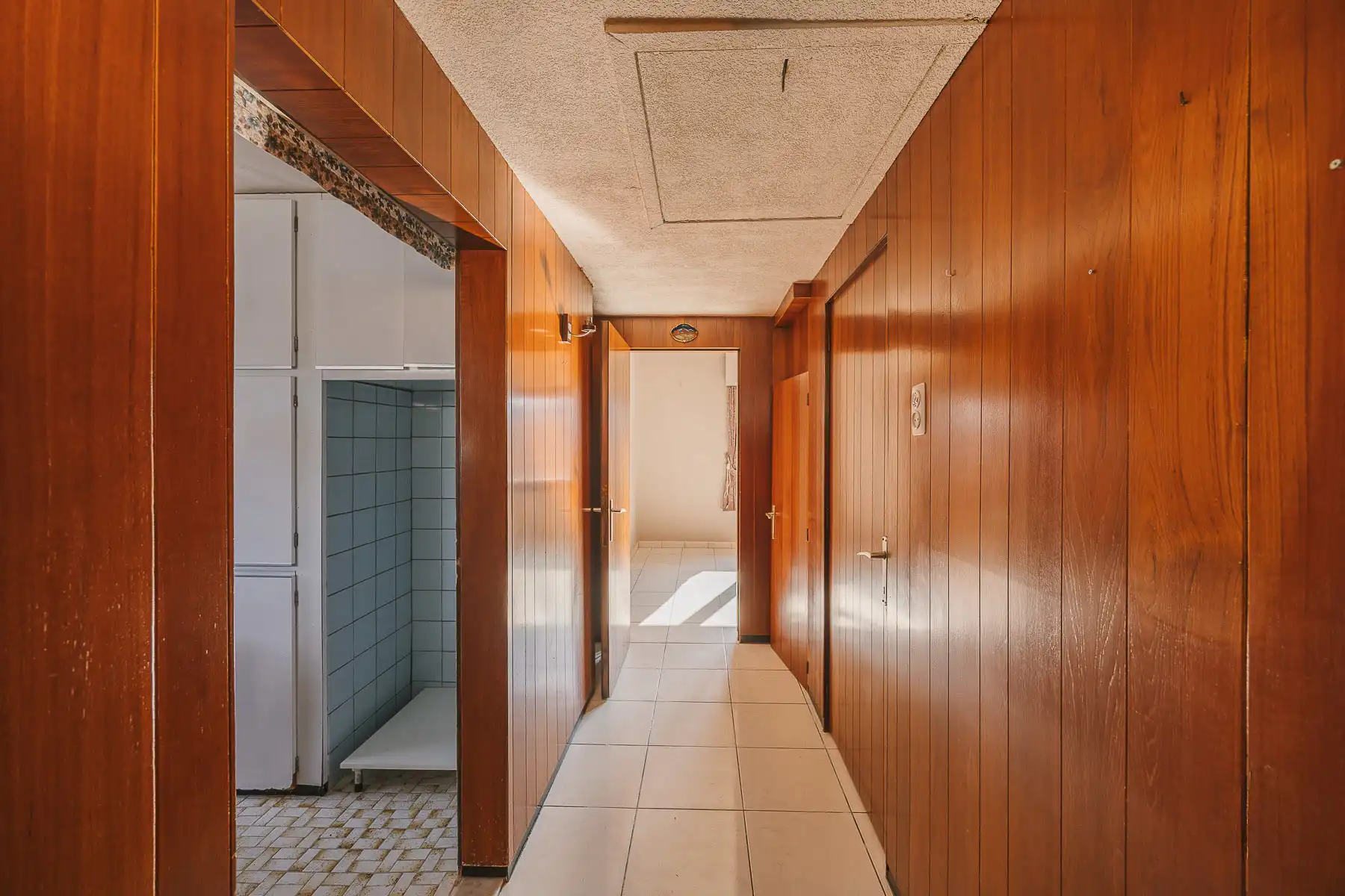 Openstaande te renoveren woning op 1214 m² te Begijnendijk foto 6