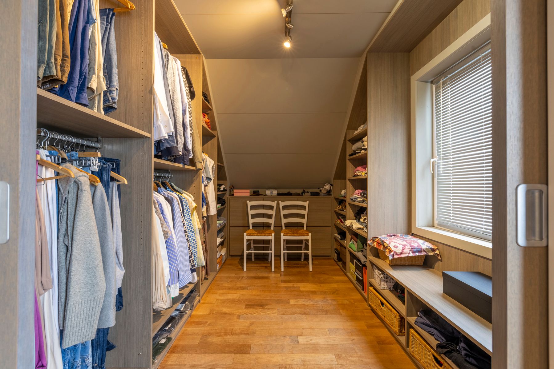 Unieke kans: Handelspand met woonst te koop! foto 19