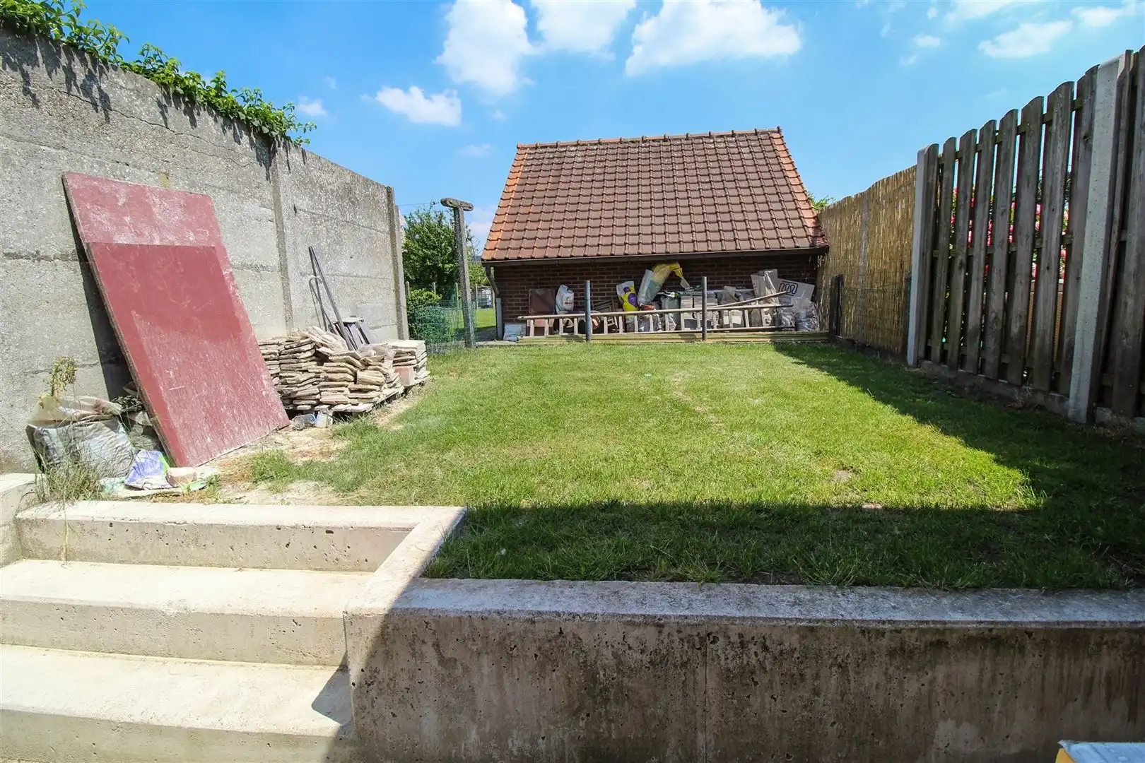 Instapklare volledig gerenoveerde gezinswoning aan stadsrand Sint-Niklaas foto 8