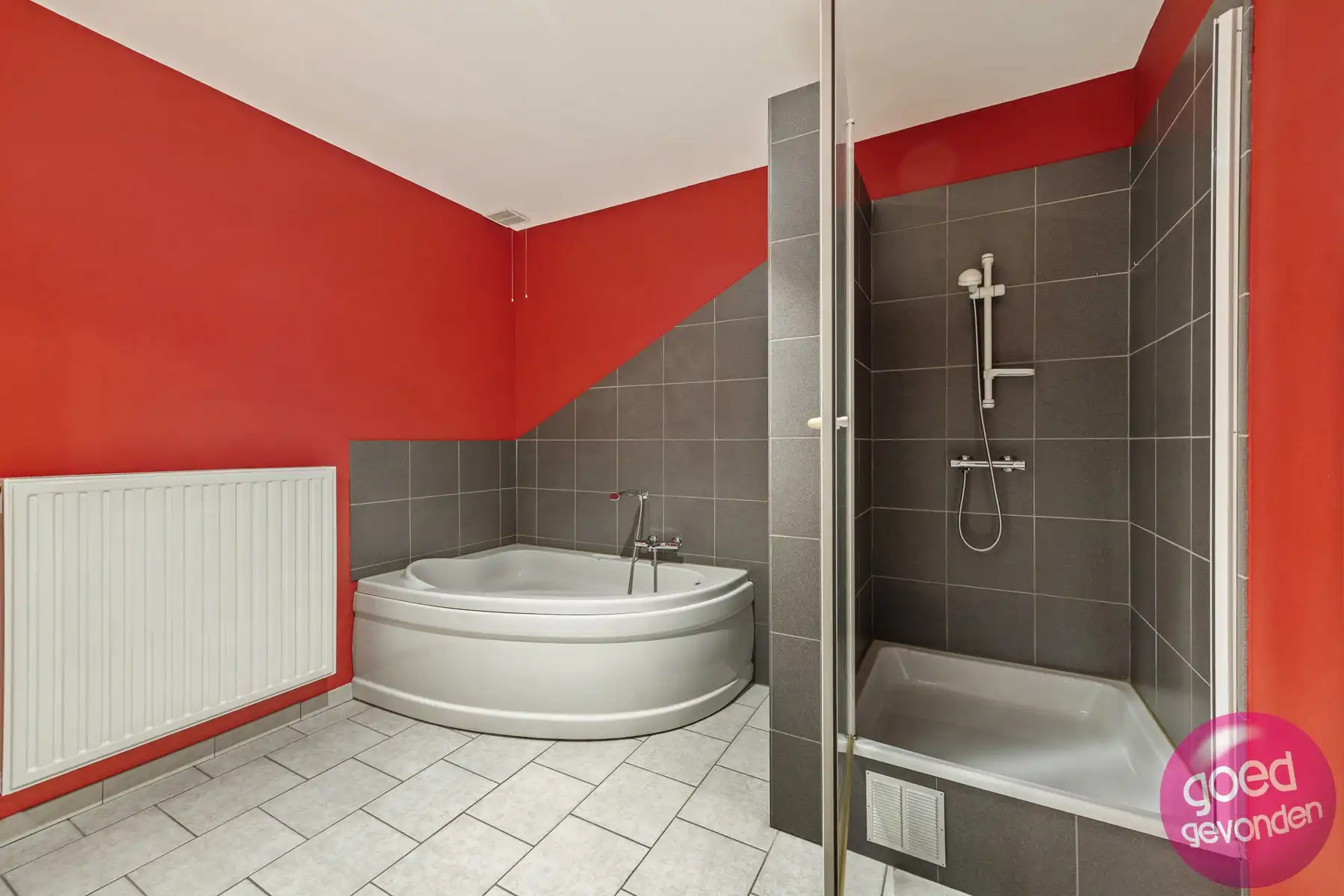 WONING - 3 SLK - 2 BDK - TUIN - TERRAS - GARAGE - PARKING foto 26