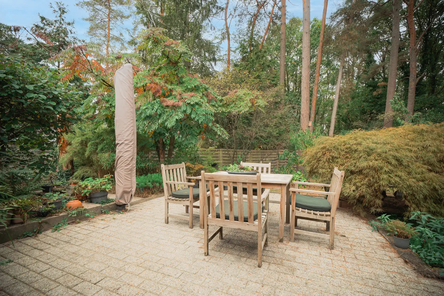 Woning op toplocatie middenin het groen foto 25