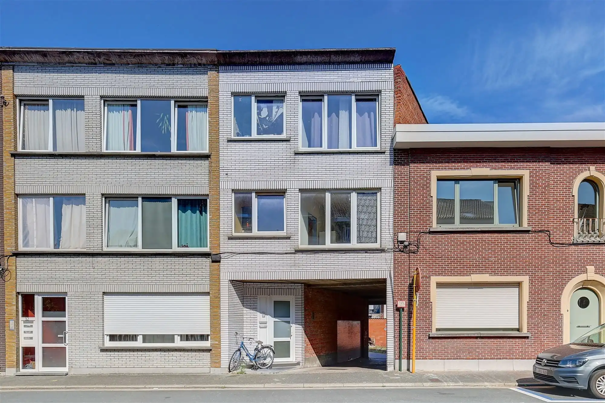 23 garages en 3 autostaanplaatsen te Mechelen foto {{pictureIndex}}