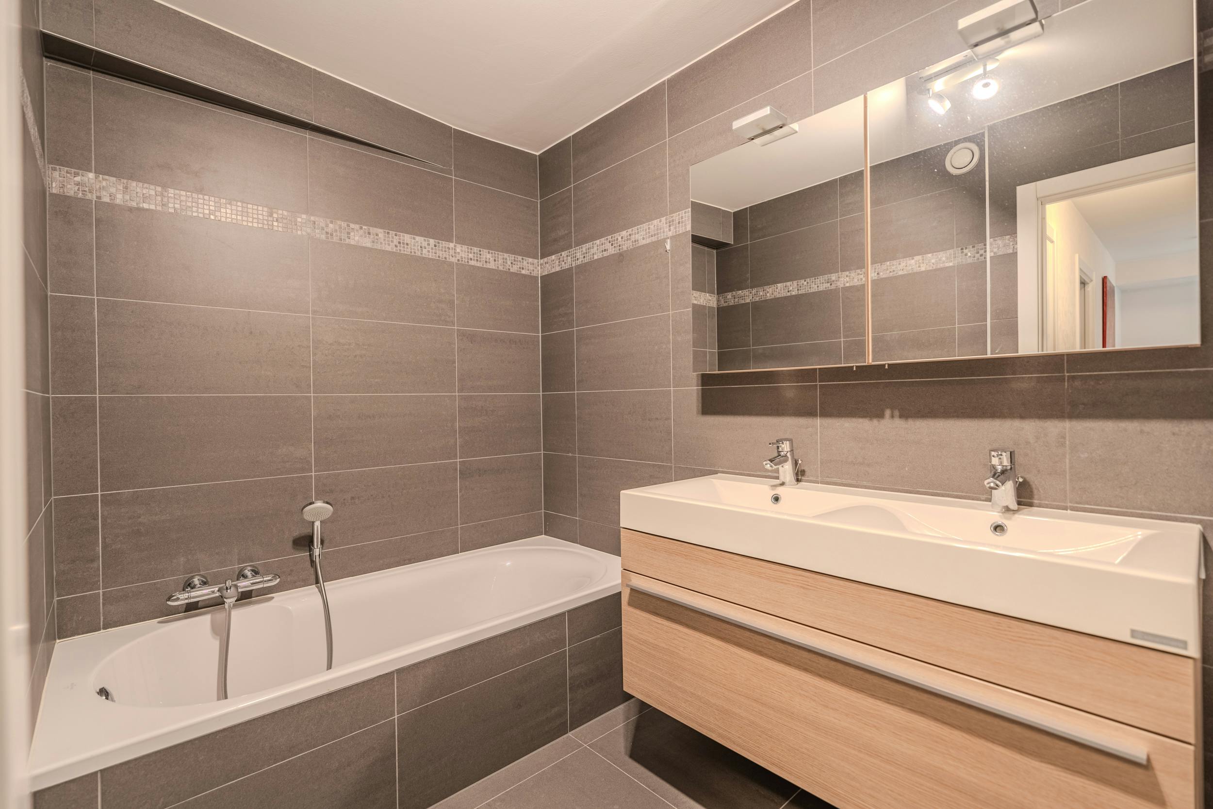 Fantastisch appartement met 2 slaapkamers te Oostende foto 12