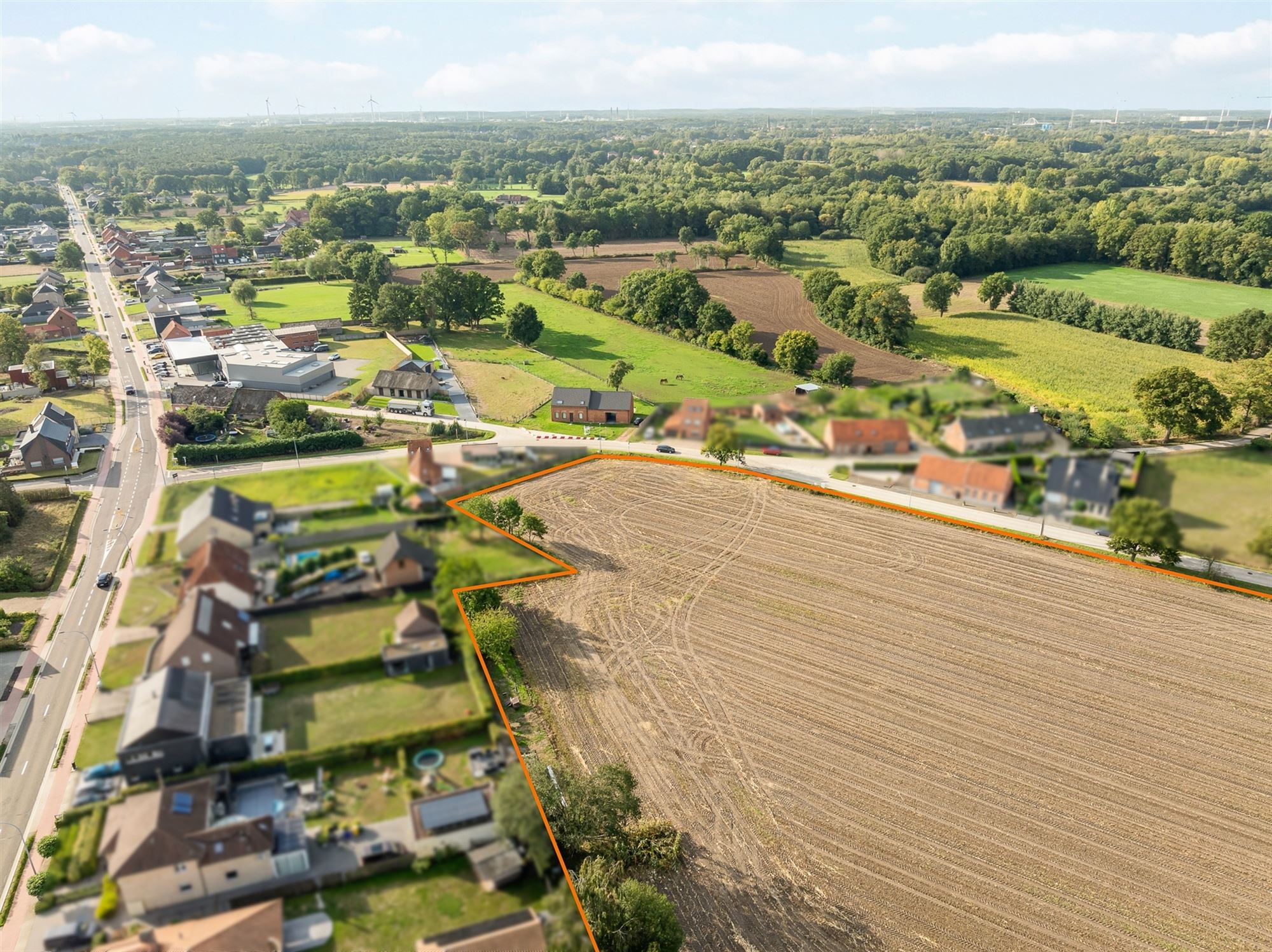 UITZONDERLIJK PERCEEL BOUWGROND MET WEILAND OP TOTALE OPPERVLAKTE VAN 2,1 HECTARE TE OLMEN foto 6