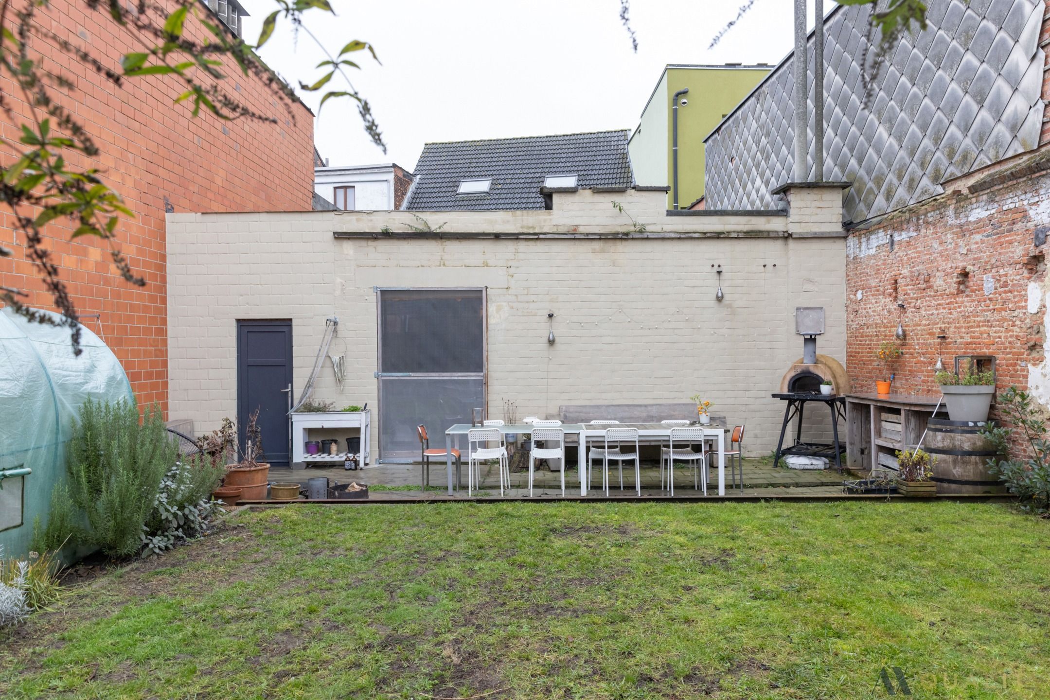 Ruime woning met tal van mogelijkheden foto 27