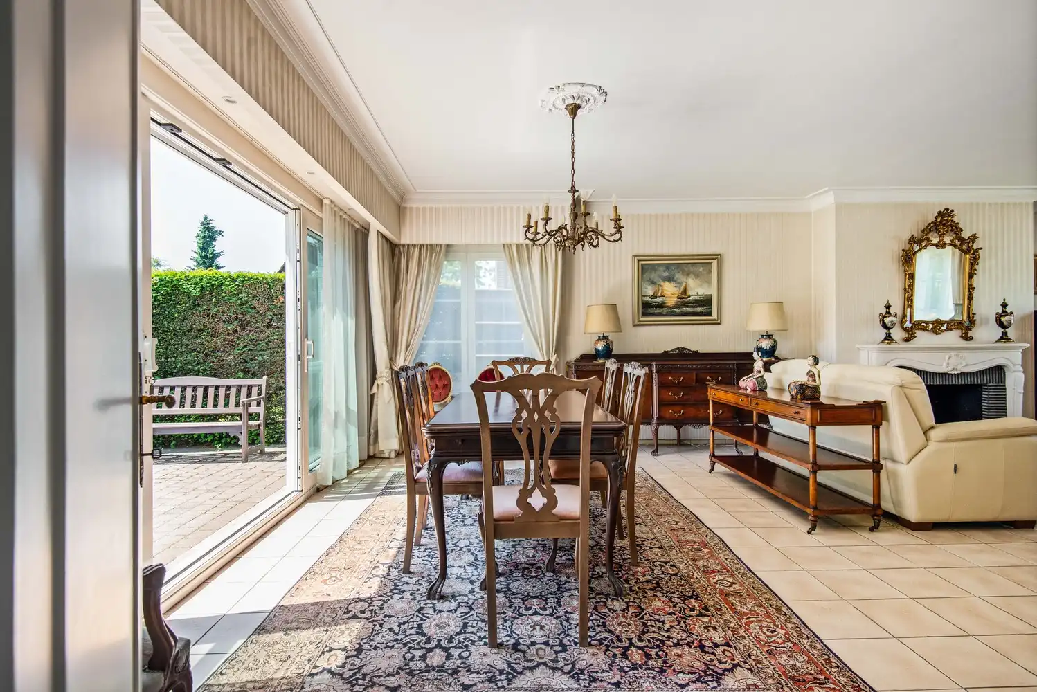 Charmante villa met 4 slaapkamers op toplocatie in Wommelgem! foto 14