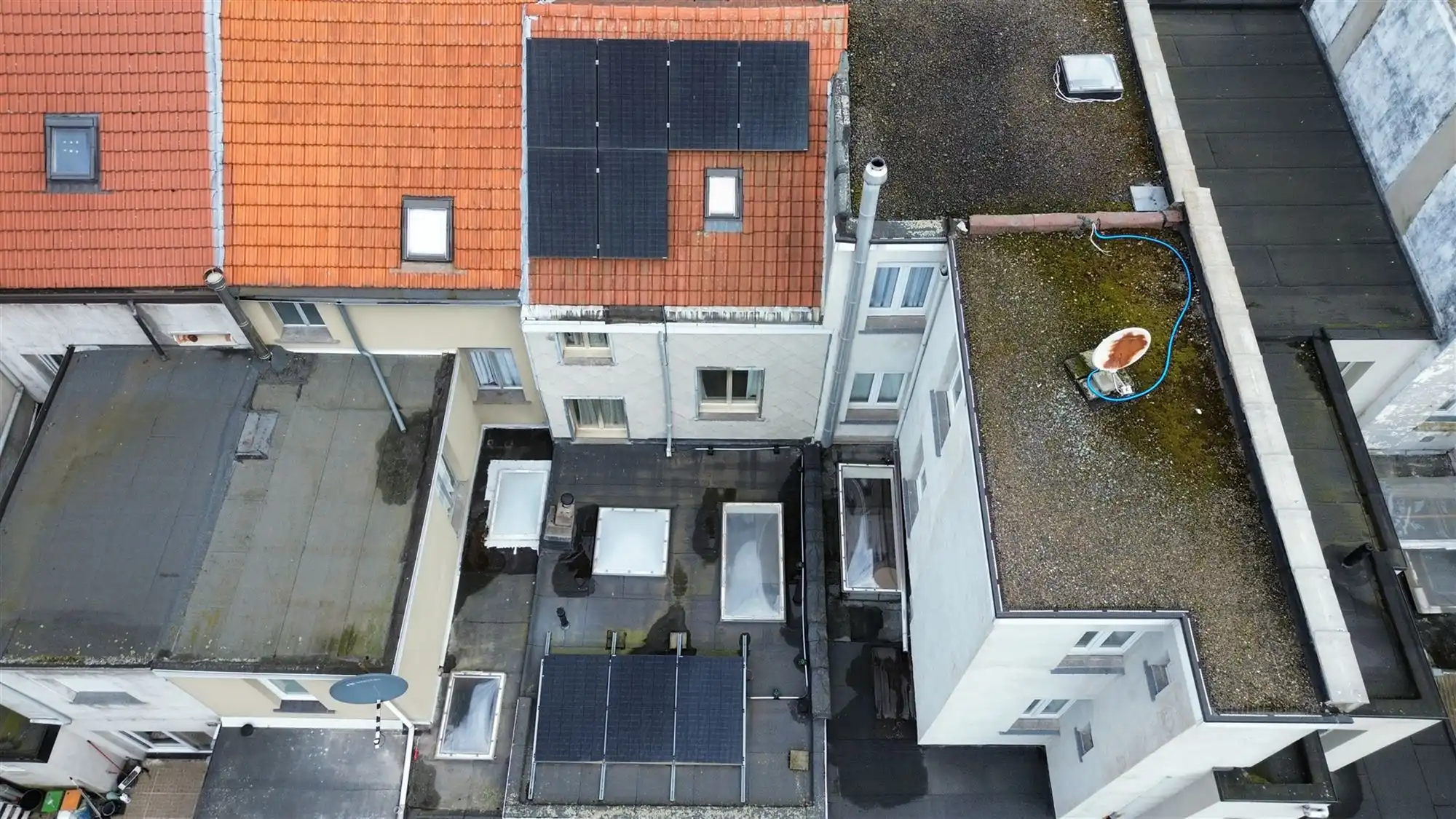 Instapklare woning met 3 slpkmrs., tuin en zonnepanelen foto 24