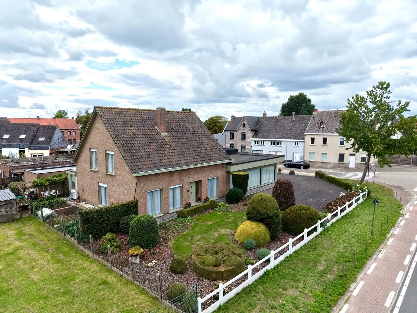 Ruime woning met 5 slaapkamers, winkelruimte én magazijn! foto 21