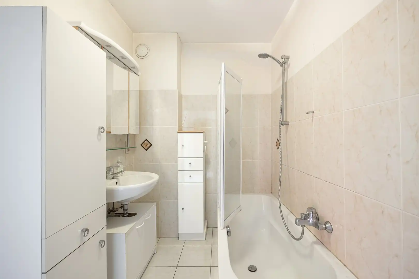 Ruim appartement op centrale locatie foto 10