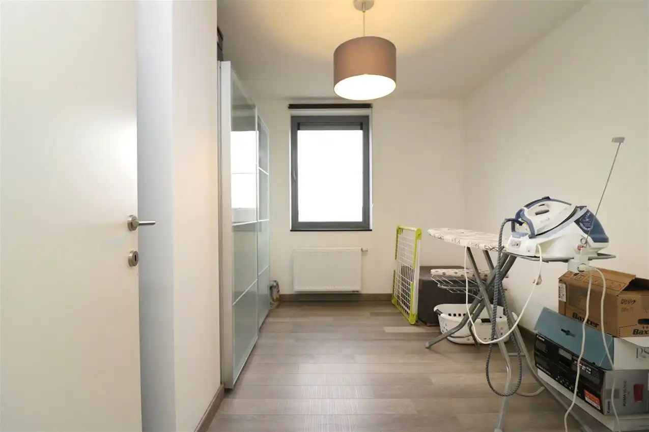 Zonnige penthouse met 2 slaapkamers, mooi terras, inclusief garage  foto 17