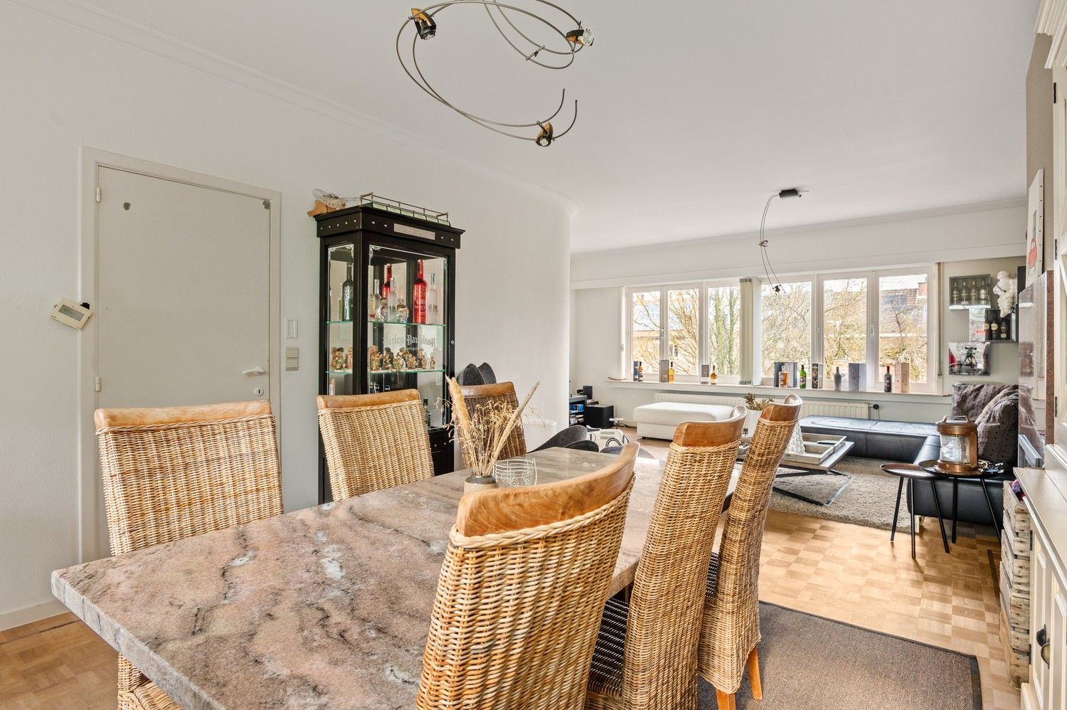 Ruime beletagewoning met 3 slaapkamers en een grote tuin in Wijnegem! foto 7