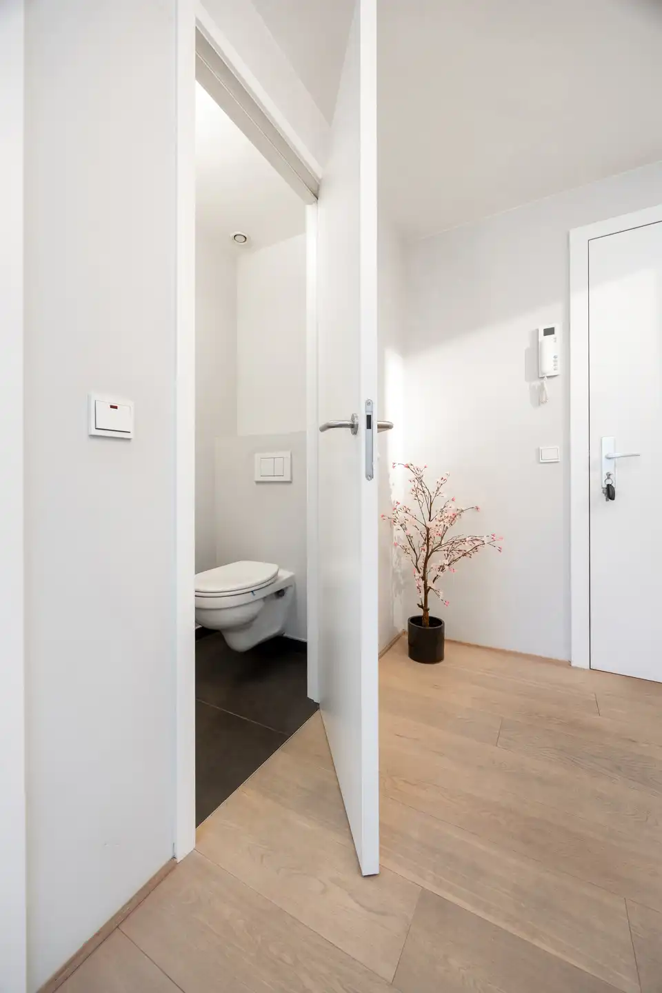 100m² wooncomfort op top ligging aan het Eilandje foto 8