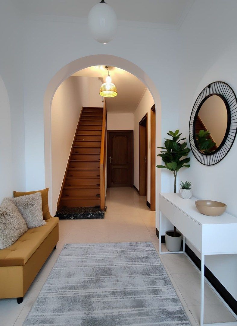 RUIME, INSTAPKLARE HOB MET 2 SLPKS | GARAGE EN STADSTUIN NABIJ CENTRUM DEINZE foto 2