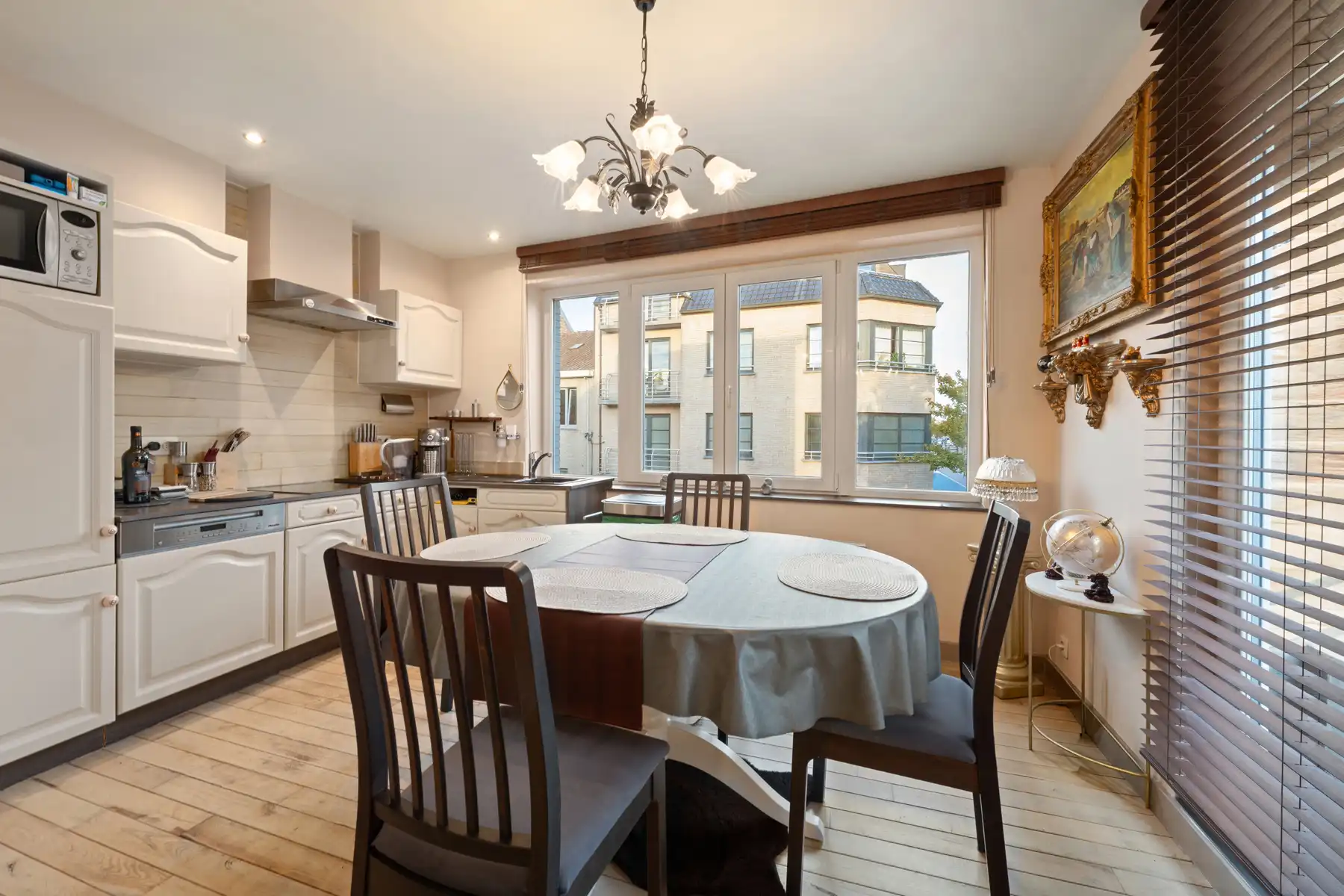 Instapklaar appartement in hartje Oostende foto 5