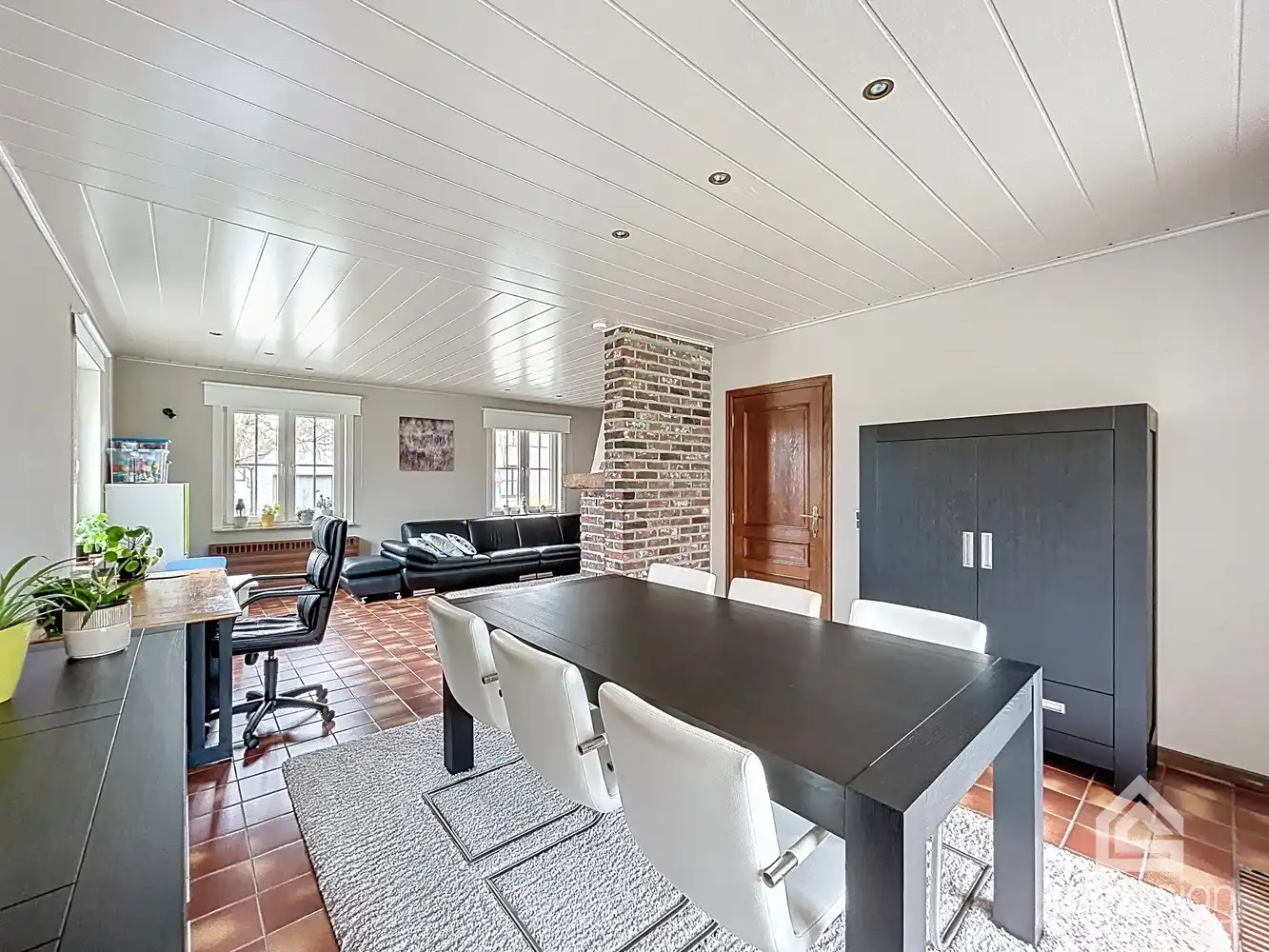 Charmante gezinswoning met landelijke uitstraling te Molenbeersel! foto 10