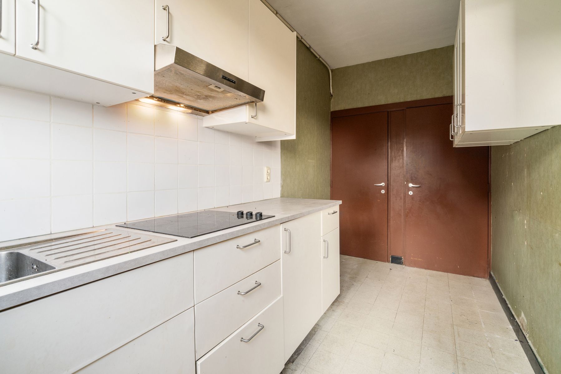 Te renoveren woning aan de scheldepromenade foto 4