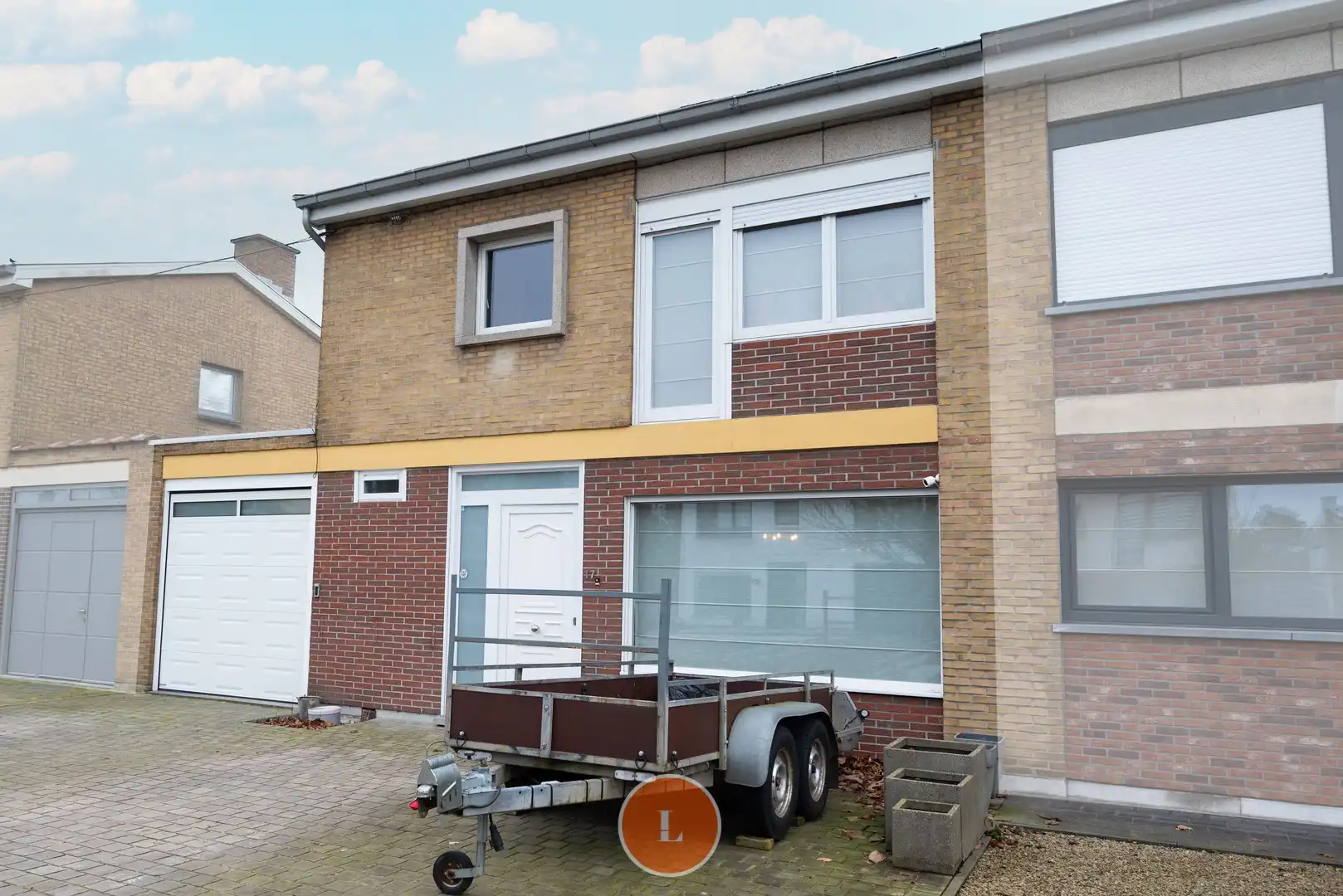te renoveren woning in Moorsele met garage en tuin foto 2
