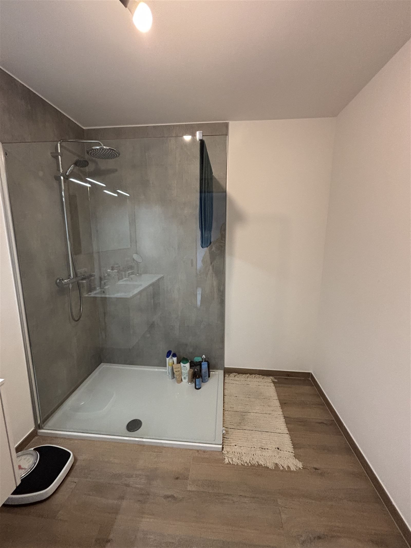 Energiezuinig 1-slaapkamerappartement met ruim terras foto 14