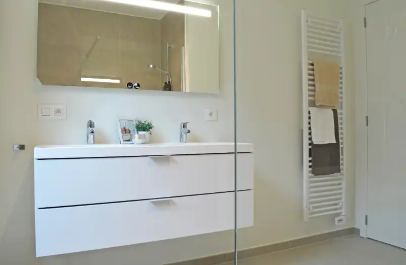 Modern luxe nieuwbouwappartement te koop in Roeselare met gunstige oriëntatie foto 9