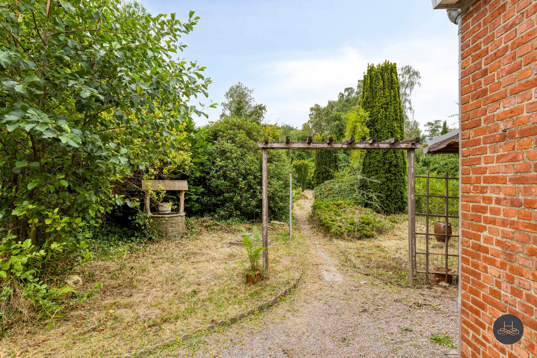 Karaktervolle woning met zeer veel mogelijkheden op 19a foto 22