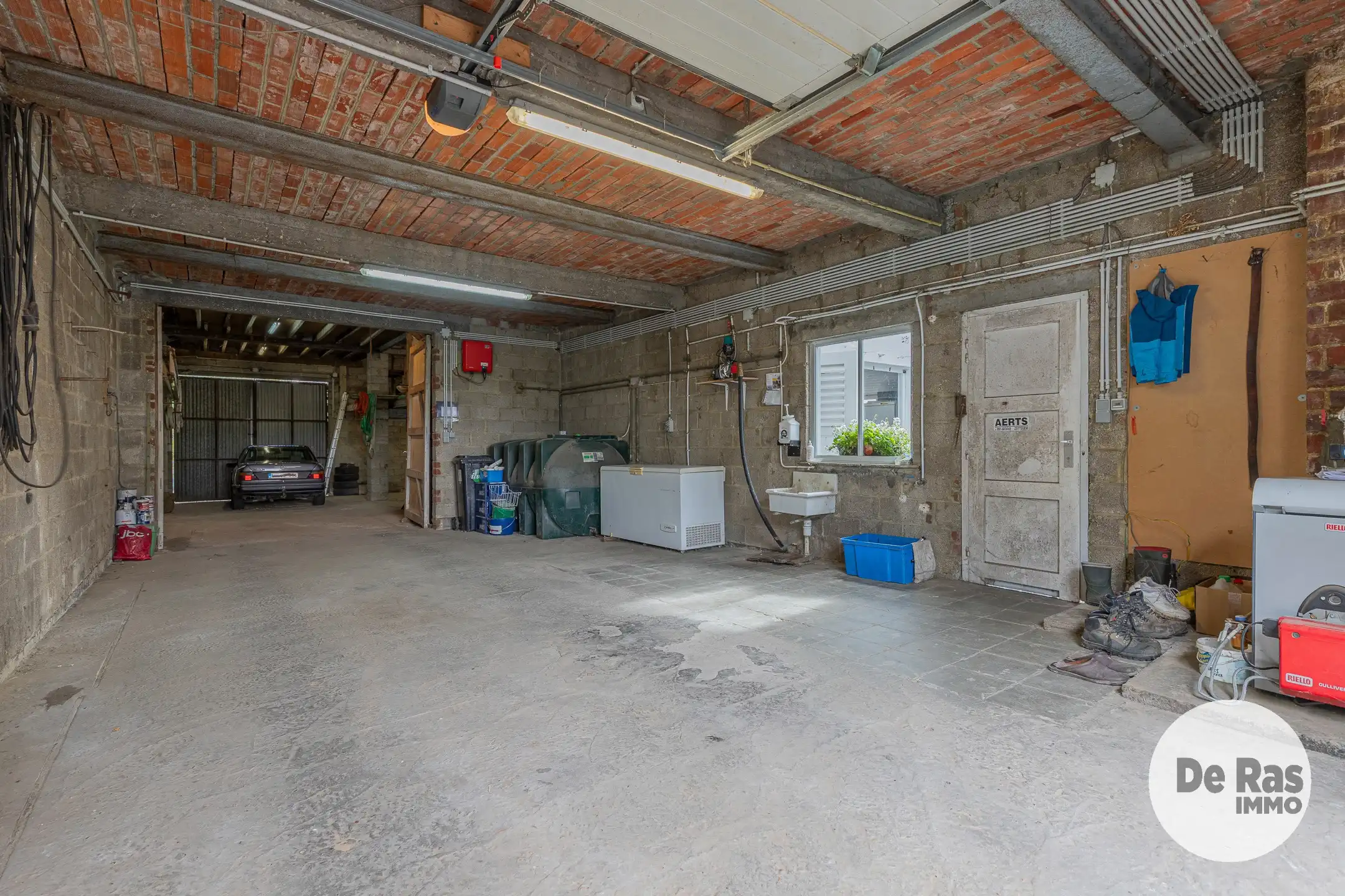 HERZELE - Ruime villa met magazijn op 16a18ca&nbsp; foto 28