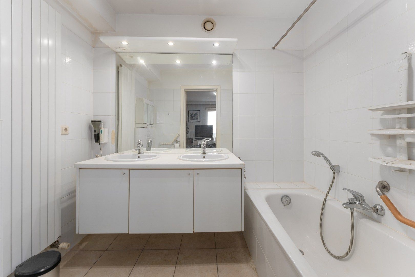 Ruim, breed appartement (105m²) in centrum Knokke foto 11