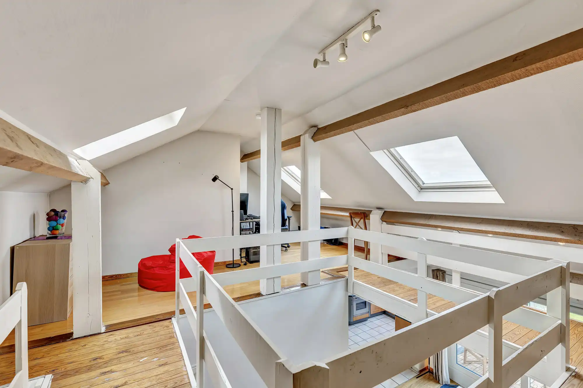Gezellig dakappartement met autostaanplaats foto 15