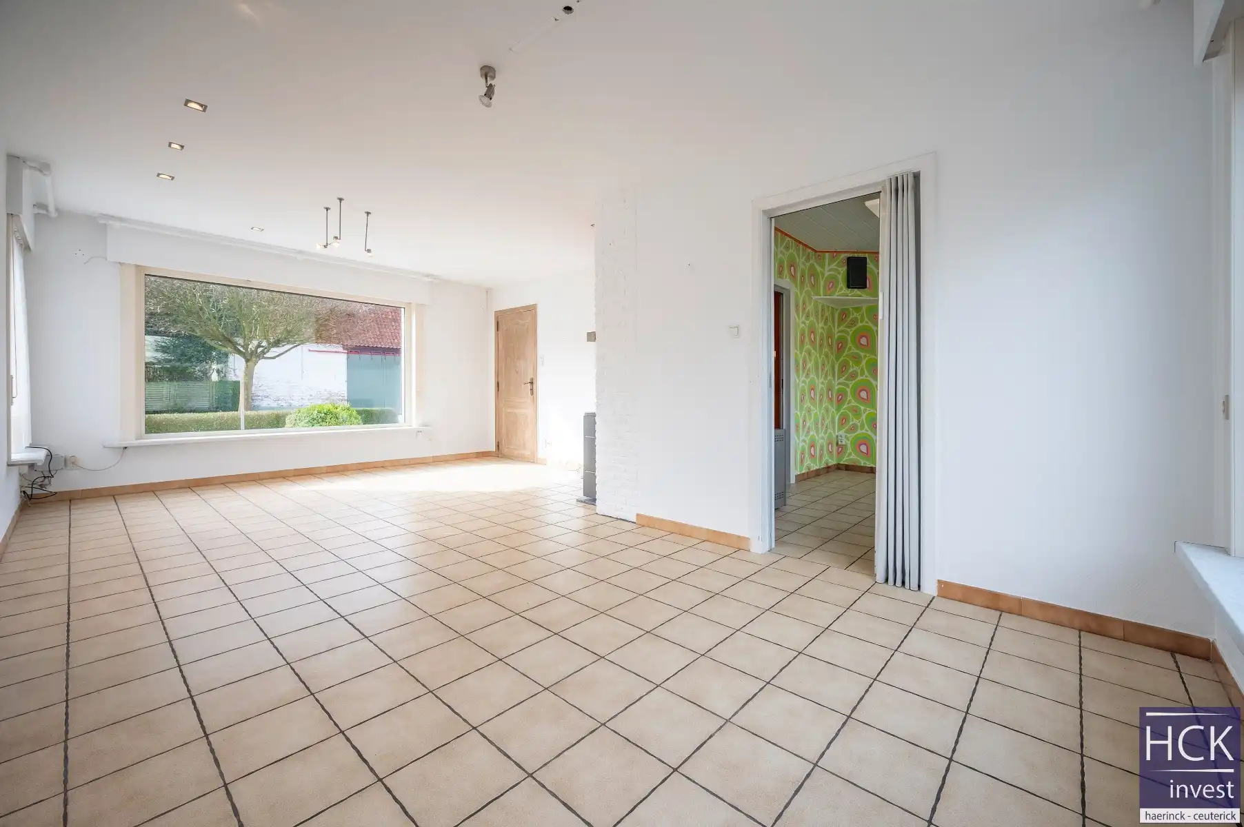 KRUISHOUTEM - Ruime halfopen woning op 674 m² met 4 SLPK., aan het Lozerbos! foto 5
