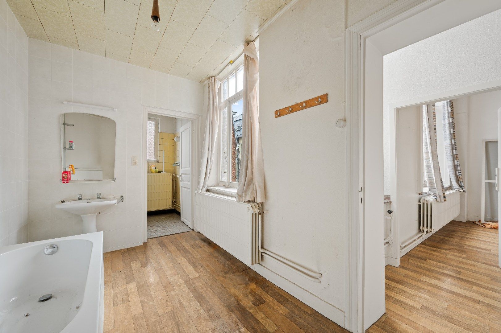 Historisch herenhuis/pastorie met uitzicht op de Grote Markt foto 17