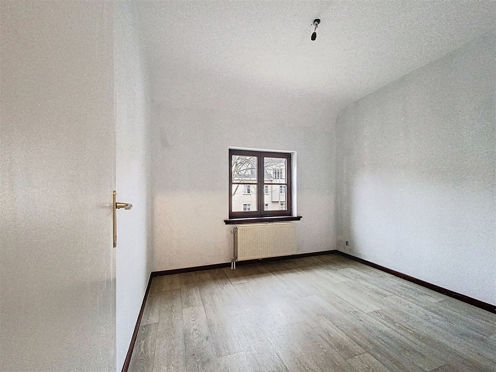 Woning met garage en tuin nabij centrum Kapellen  foto 9