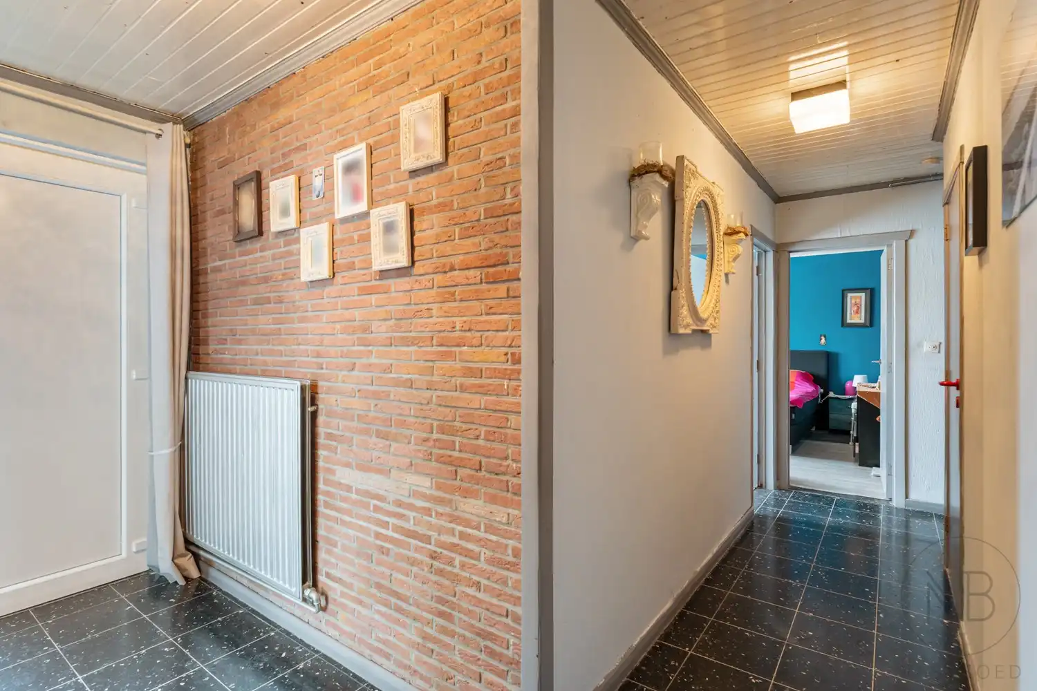 Ruime halfopen woning met 5 slaapkamers en een zolder om verder in te richten! foto 14