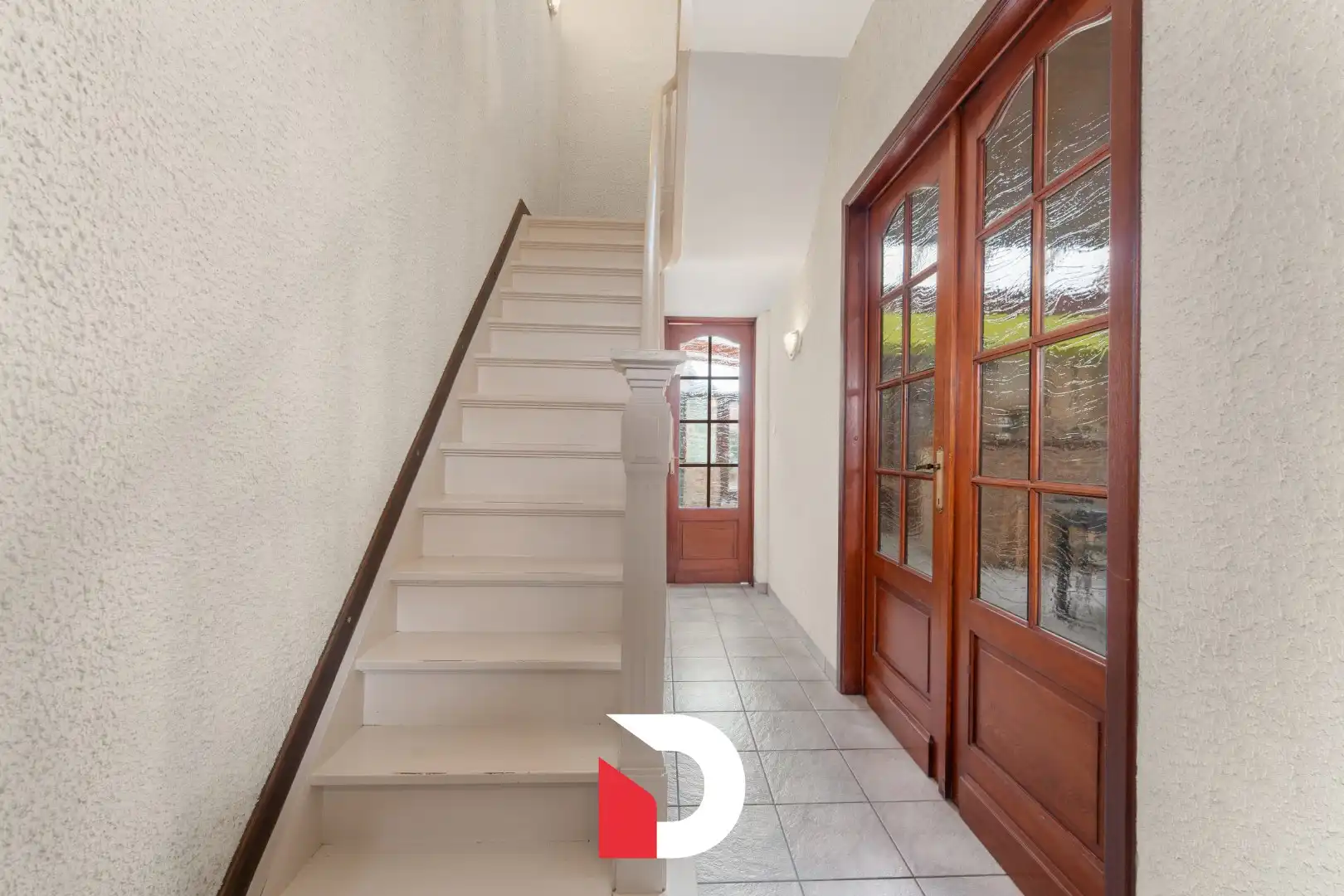 Ruime gezinswoning met 4 slaapkamers en tuin in Sint-Andries foto 2