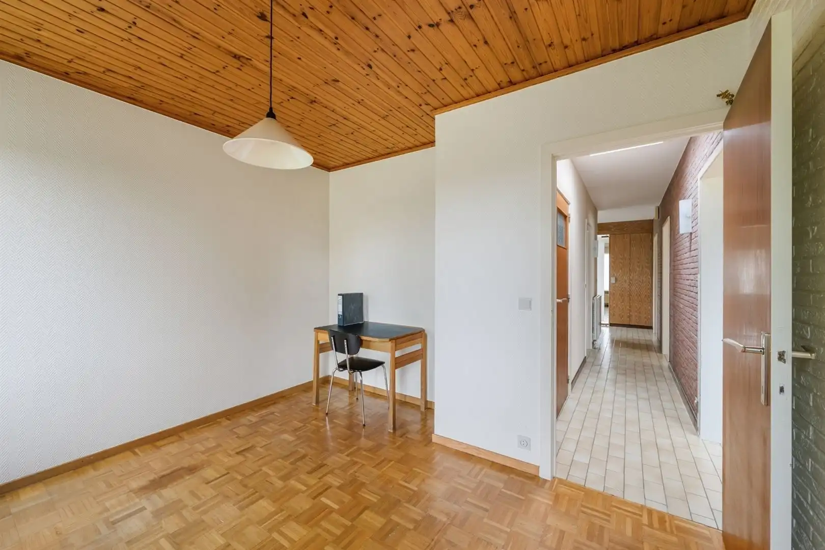 Alleenstaande bungalow op 2.385 m² met prachtige tuin, royale leefruimtes en eindeloos potentieel foto 14