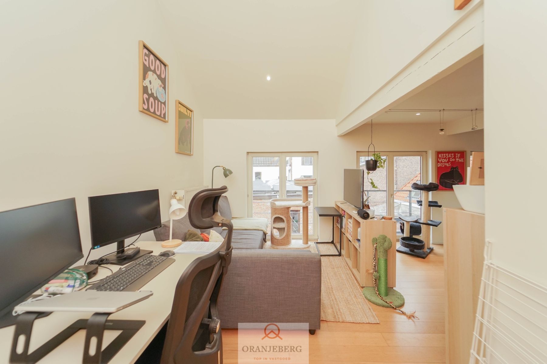 Duplex appartement vlakbij Sint-Jacobskerk! foto 6