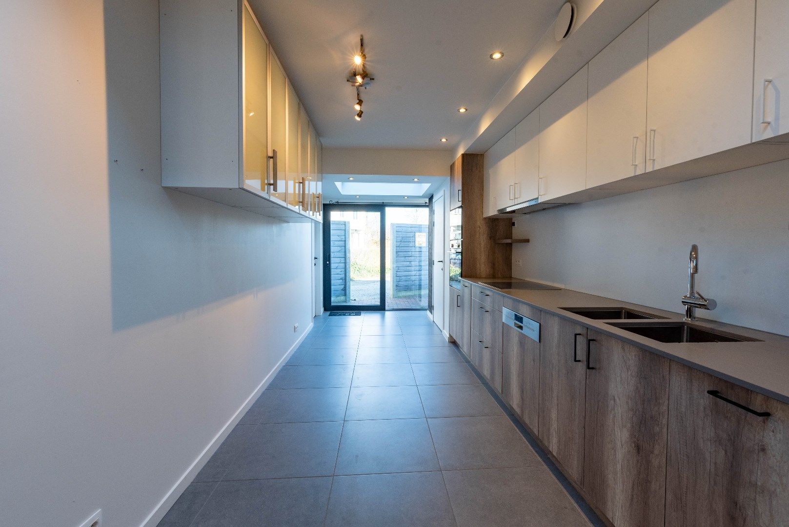 Gerenoveerde woning met twee slaapkamers foto 7