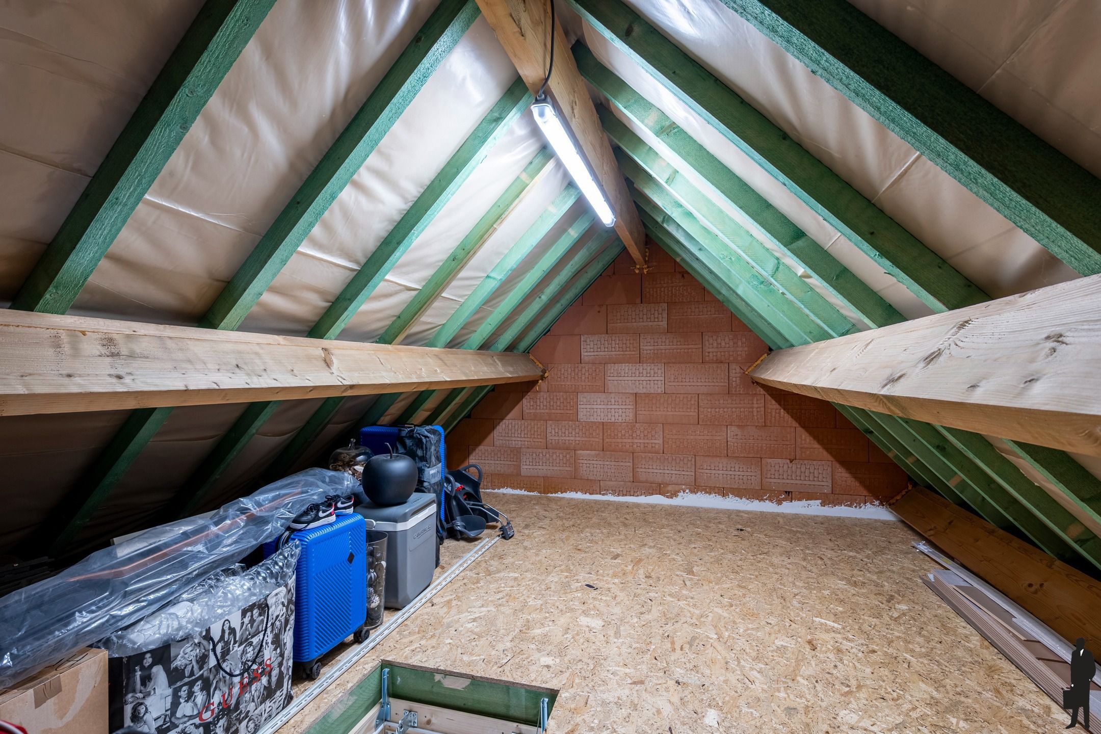 Recente gezinswoning met 5 slpks in rustig woonerf foto 16