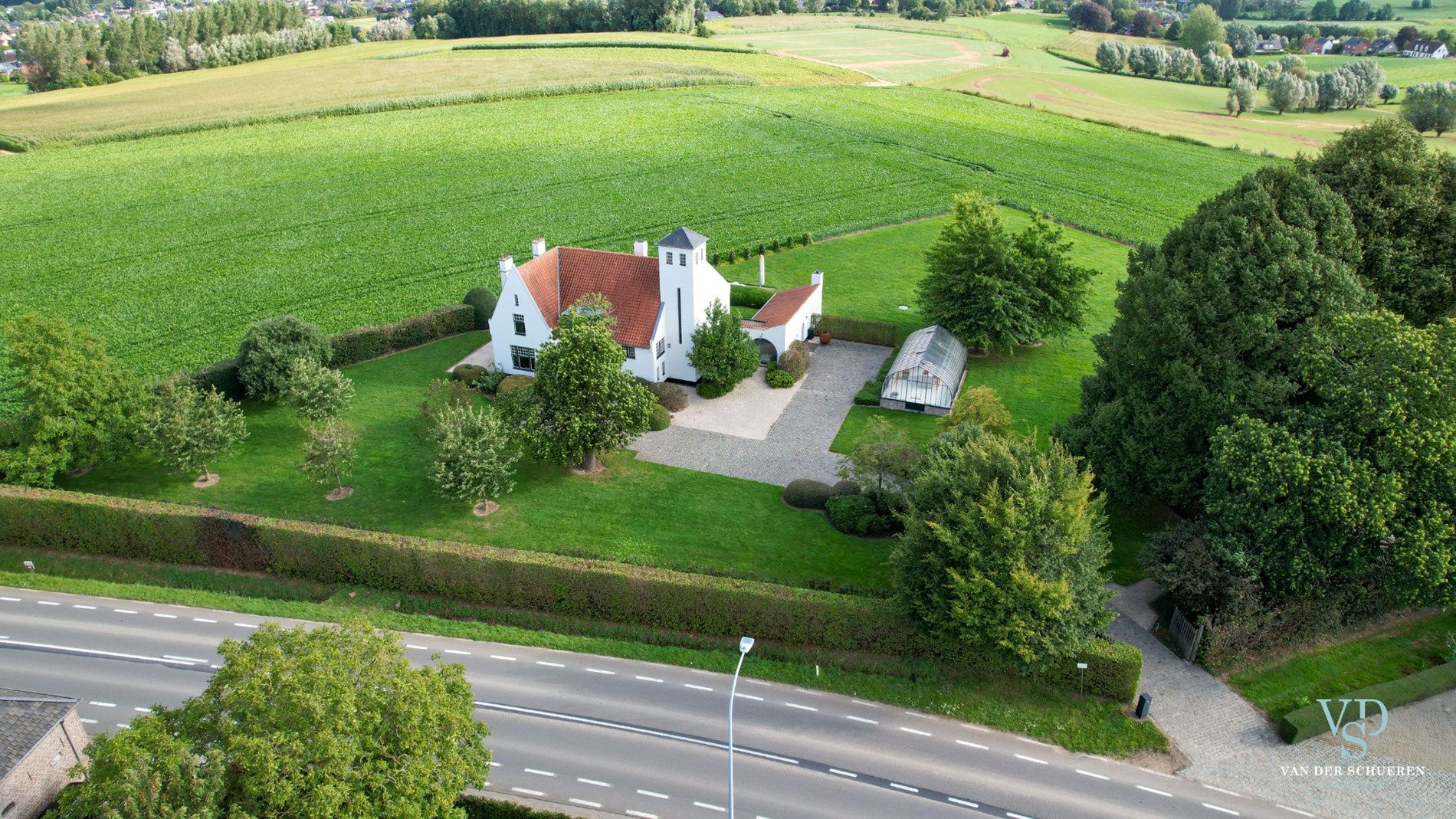 Exceptioneel, karaktervol landhuis met prachtige vergezichten  foto 40